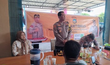 Jumat curhat, Menjadi Ajang Silaturahmi Kapolsek Sekupang Dengan Organisasi Masyarakat Tanjung Riau