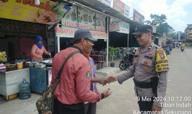 Wujudkan Keamanan Lingkungan, Bhabinkamtibmas Sampaikan Pesan Kamtibmas