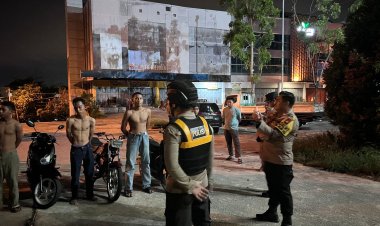 POLDA KEPRI MELAKSANAKAN KEGIATAN PATROLI RUTIN UNTUK MENCEGAH GANGGUAN KAMTIBMAS DI WILAYAH KEPULAUAN RIAU