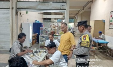 Batara Biru Polsek Sungai Beduk laksanakan patroli dan sambang dialogis berikan rasa aman, Cegah Tindak Kriminal