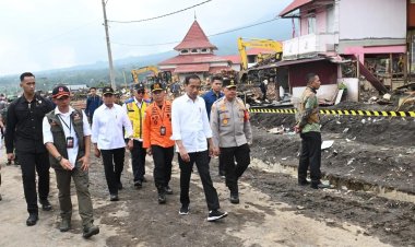 Presiden Jokowi Tinjau Area Terdampak Bencana di Kabupaten Agam, Sumatra Barat