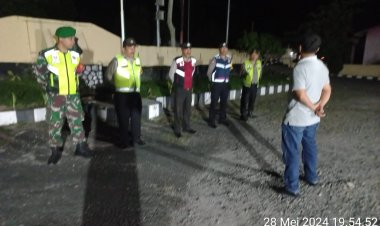 Polsek Dolok Panribuan Resor Simalungun Gelar Patroli Gabungan TNI-POLRI Antisipasi Kejahatan Jalanan