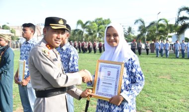 Kapolres Bireuen Berikan Penghargaan Kepada Dai Kamtibmas, Anggota PKS dan Personil  Berprestasi