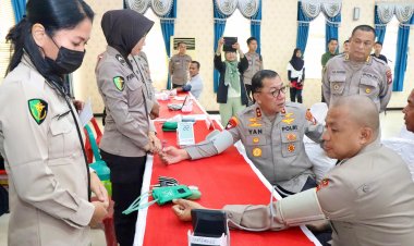 POLDA KEPRI GELAR DONOR DARAH SEMARAKKAN HARI BHAYANGKARA KE 78, 187 KANTONG DARAH TERKUMPUL