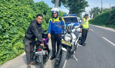 Patroli Hunting System di Simalungun, Kasat Lantas Tindak Pengendara Knalpot Brong