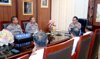 Irjen Pol Yan Fitri Halimansyah Terima Kunjungan Silaturahmi Tim Deputi Bidkoor Poldagri 2024 di Polda Kepri