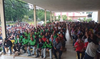 Deklarasi Ribuan Warga Sekupang Dukung Irjen Yan Fitri Menjadi Gubernur Kepri 2024