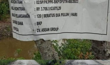 Proyek Jalan Rp 3,7 Milyar di Desa Kapal Merah Rusak Parah, Warga Minta Pertanggungjawaban