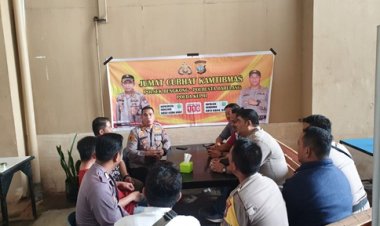 Polsek Bengkong Gelar Kegiatan Jumat Curhat, Dengarkan Aspirasi Warga