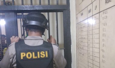 Piket Mako Polsek Sekupang Rutin Laksanakan Pengecekan Tahanan