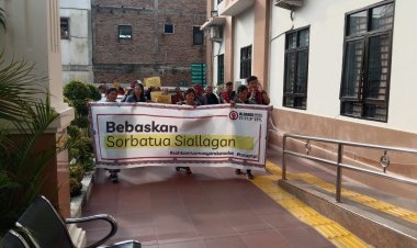 Polsek Perdagangan Amankan Aksi Unjuk Rasa Aliansi Gerakan Rakyat Tutup TPL di PN Simalungun