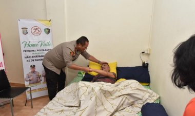 Brigjen Pol. Asep Safrudin, S.I.K., M.H., Lakukan Home Visit ke Kediaman Personel Polda Kepri yang Sakit