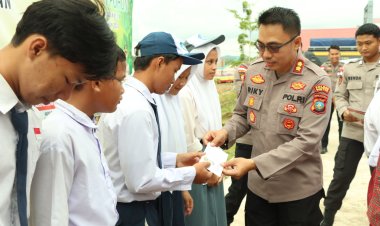 Polres Bintan Tanam Ribuan Pohon dan Berikan Beasiswa Kepada Pelajar Dalam Rangkaian Hari Bhayangkara ke-78