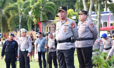 Kapolda Kepri Irjen Pol Yan Fitri Halimansyah Pimpin Upacara Kenaikan Pangkat 415 Personel