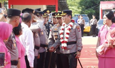 Tradisi Welcome Dan Farewell Parade Iringi Pisah Sambut Kapolresta Barelang