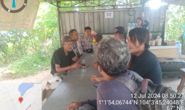Polsek Sungai Beduk Gelar Jumat Curhat Kamtibmas di Simpang Bagan