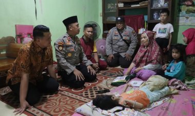 Jumat Berkah, Polres Karimun Ulurkan Bantuan Untuk Masyarakat Yang Membutuhkan