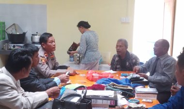 Optimalisasi Kegiatan Minggu Kasih, Kapolsek Sekupang Jalin Silaturahmi Di Gereja HKI Sei Harapan