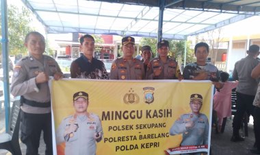 Kapolsek Sekupang Didampingi Kanit Binmas Lakukan Minggu Kasih di Perumahan Ciptaland
