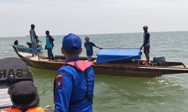 Nelayan Dilaporkan Hilang, Satpolairud Bersama Tim SAR Lakukan Pencarian