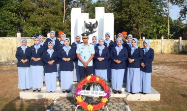Danlanud Raden Sadjad Natuna Ziarah untuk Pahlawan di Hari Bakti TNI AU