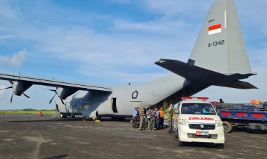 TNI AU Gunakan Hercules untuk Evakuasi Pasien di Lanud Raden Sadjad Natuna