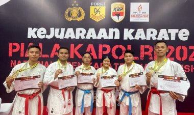 6 Personel Polda Kepri Raih Prestasi Gemilang di Kejuaraan Nasional Karate Piala Kapolri Cup 2024