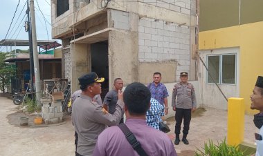 Kapolsek Sekupang Pimpin Pengamanan Eksekusi Bangunan Salah Satu Rumah Di Kelurahan Tanjung Pinggir