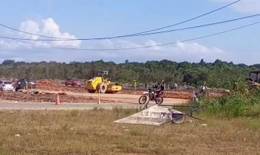 Kontraktor Pembangunan di Depan Sumerland Dianggap Abaikan Kesehatan Warga