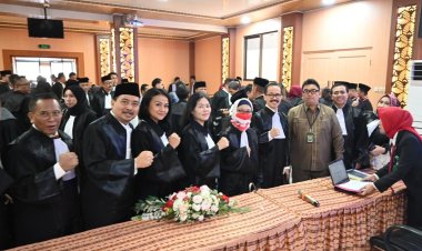 Tokoh Nasional Soegiharto Santoso Resmi Jadi Advokat PERATIN