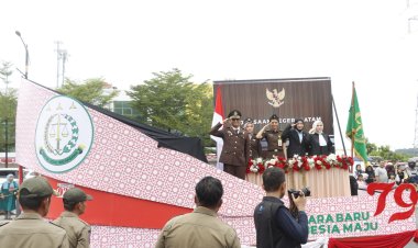 Kapolresta Barelang Hadiri Pawai Pembangunan Dalam Rangka HUT RI Ke-79 Tingkat Kota Batam