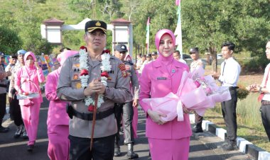 Upacara Farawell Dan Tradisi Pedang Pora Iringi Penyambutan dan Pelepasan Kapolres Lingga