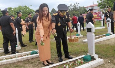 Kenang Jasa Pahlawan, Pegawai Imigrasi Batam Gelar Tabur Bunga dan Ziarah Peringati Hari Pengayoman ke-79