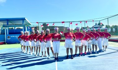 Senam Bersama untuk Memperingati Hari Kemerdekaan di Lapangan Tenis Embung Sedanau