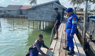 Sat Polairud Polres Lingga Mengimbau Keselamatan Pelayaran Waspada Cuaca Extrim Saat Aktivitas di Laut