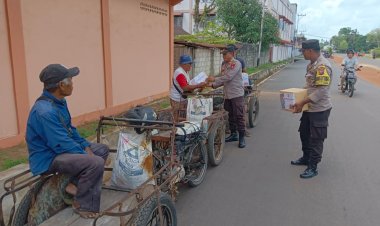 Polsek Dabo Singkep kembali menyalurkan bantuan sosial (bansos) kepada masyarakat