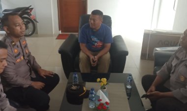 Polsek Sekupang Sambangi Silaturahmi Ke Kepala Sekolah SMK Negeri 04 Kota Batam