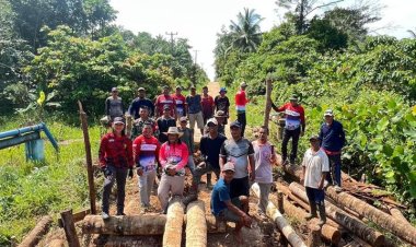 Gotong Royong di Desa SP1: Sinergi Masyarakat dan Pemerintah untuk Kemajuan Lingkungan