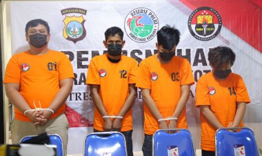 NARKOTIKA JENIS SABU SEBERAT 947,58 GRAM DIMUSNAHKAN OLEH DITRESNARKOBA POLDA KEPRI