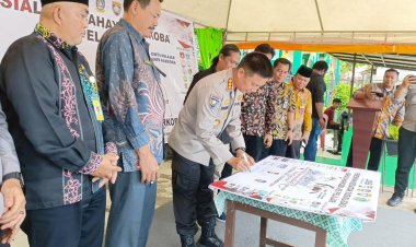 DITBINMAS POLDA KEPRI GELAR SOSIALISASI BAHAYA NARKOBA DI SMA NEGERI 11 PULAU BULUNG: UPAYA PREVENTIF LINDUNGI GENERASI MUDA