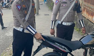 Satlantas Polresta Barelang Sosialisasi Safety Driving dan Penertiban Knalpot Brong di SMK Ibnu Sina Kota Batam