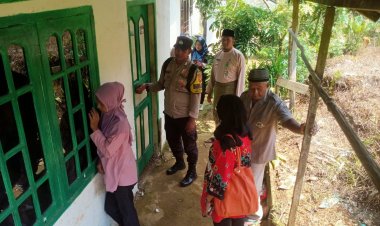 KESABARAN DAN KELEMBUTAN BHABINKAMTIBMAS BRIPKA HENDRI MELULUHKAN AMARAH WARGA YANG DEPRESI