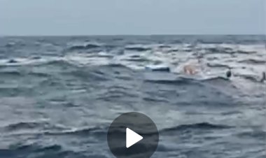 Kapal Nelayan Karam Dihantam Ombak di Perairan Anambas