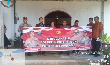 Minggu Kasih: Polsek Sungai Beduk Bersama Jemaat Gereja HKBP Sungai Daun
