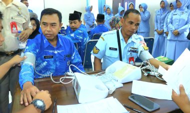 Pemeriksaan Kesehatan Gratis di Lanud Raden Sadjad Natuna untuk Peringati HUT ke-79 TNI