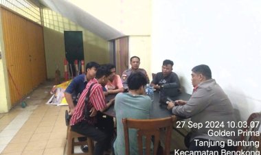 Kegiatan Jumat Curhat Kamtibmas Polresta Barelang di Pasar Cheng Ho