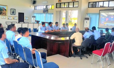 Prajurit Lanud Raden Sadjad Natuna Ikuti Literasi Digital tentang Anti Judi Online dan Netralitas TNI di Pilkada Serentak 2024