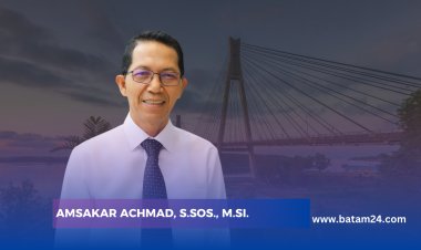 Biodata Lengkap Amsakar Achmad