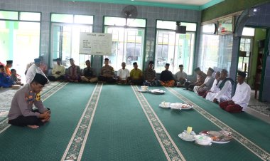 Kapolres Lingga Hadiri Doa Bersama Memperkuat Persatuan dan Tali Silaturahmi di Singkep Barat