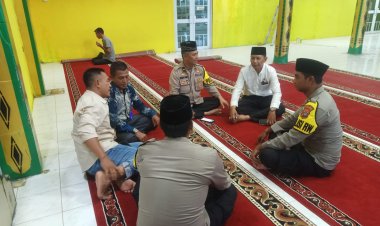 Cegah Paham Terorisme, Radikalisme dan Intoleransi, Humas Polres Karimun Memberikan Himbauan Kepada Masyarakat Diwilayah Kabupaten Karimun